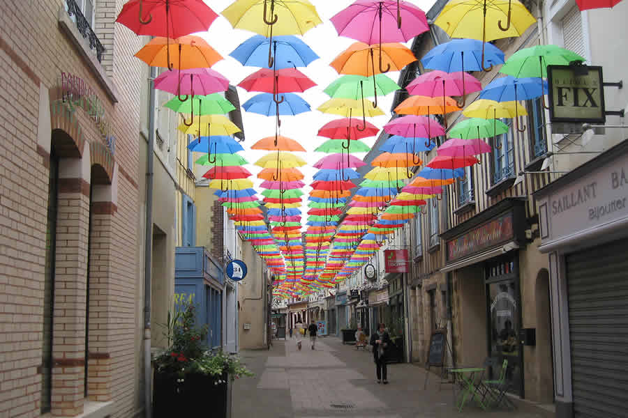More umbrellas at Vendome